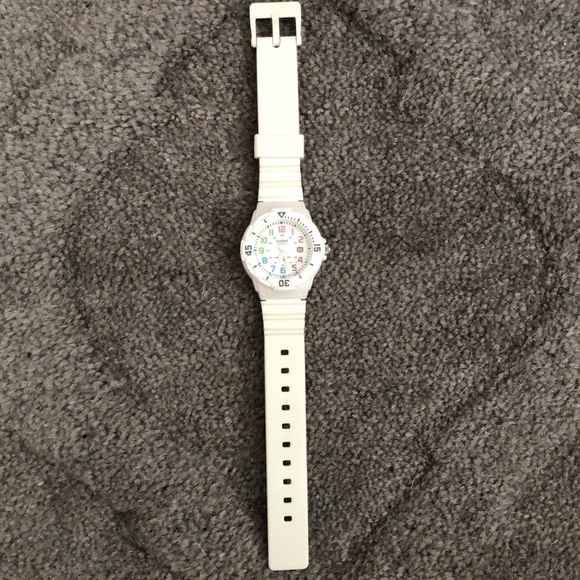 Watch - Picture 3 of 3